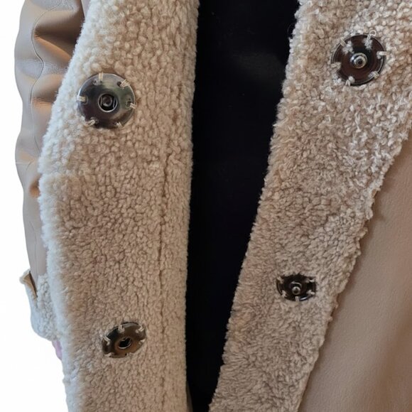Artico Shearling Leather Coat - Size 48 euro - worn once - tan -Reversable - Picture 9 of 16